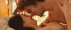 Голая Шейлин Вудли в фильме «Белая птица в метели» фото #5