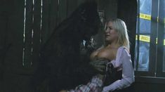 Голая Шеннон Мэлоун в фильме «Волк оборотень» фото #2