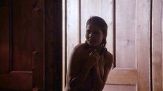 Голая Шерил Энн Уилсон в фильме «Ужас подземелья» фото #5