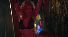 Голая Ши Александр в фильме «Призраки не спят» фото #1