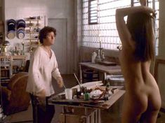 Голая Шила Зейн в фильме «Мейз» фото #2