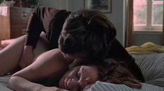 Голая Ширли МакЛейн в фильме «Отчаянные герои» фото #2