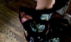 Голая Ширли МакЛейн в фильме «Семь раз женщина» фото #9