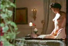 Голая Шона О’Брайэн в сериале «Бордель в Беверли Хиллз» фото #27