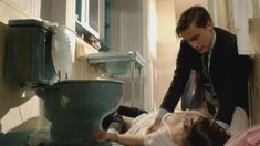 Голая Шэйн Линч в сериале «Город мечты» фото #1