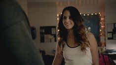 Голая Шэйни Атиас в сериале «Бесстыдники» фото #1