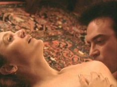 Голая Шэннон Лосон в сериале «Блаженство» фото #11