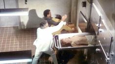 Голая Шэрон Келли в сериале «Виртуозы» фото #7