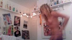 Голая Шэрон Хинендэйл в сериале «Смотри» фото #12