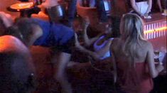 Голая Шэрон Хинендэйл в сериале «Смотри» фото #22