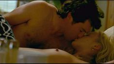 Голая Эбби Корниш в фильме «16 лет. Любовь. Перезагрузка» фото #8