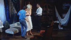 Голая Эбигейл Уолкотт в фильме «Врата ада» фото #3