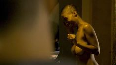 Голая Эбигейл Уэйк в сериале «Королевство» фото #4