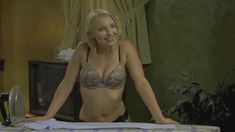 Голая Эвелина Обоза в фильме «Хостел 3» фото #1