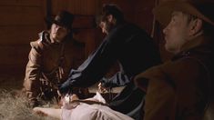 Голая Эжур Парсонс в сериале «Салем» фото #11