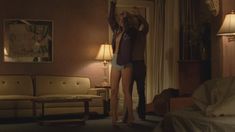 Голая Эли Лартер в фильме «Сумасшедший» фото #2