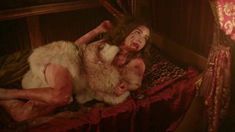 Голая Элиз Эберли в сериале «Салем» фото #5