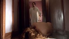 Голая Элиз Эберли в сериале «Салем» фото #12