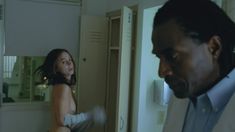 Голая Элиза Душку в фильме «Алфавитный убийца» фото #3