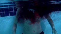 Голая Элизабет Белл в фильме «Дьявол внутри» фото #8