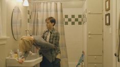 Голая Элизабет Бэнкс в фильме «Детали» фото #2