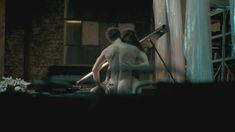 Голая грудь Элизабет МакЛафлин в сериале «Десница Божья» фото #4