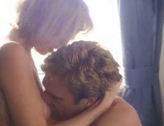 Голая Элизабет Сандифер в фильме «Животные инстинкты 2» фото #3