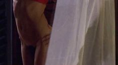 Голая Элизабетта Роккетти в фильме «Вам нравится мой подвал.» фото #2