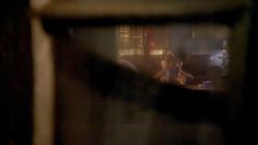 Голая Элиса Эллепач в сериале «Королевство» фото #2