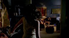 Голая Элиса Эллепач в сериале «Королевство» фото #4