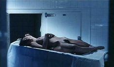 Голая Элоди Буше в фильме «Не отпускай меня» фото #7