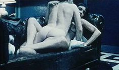 Голая Элоди Буше в фильме «Не отпускай меня» фото #12