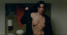 Голая Элоди Буше в фильме «Несколько счастливцев» фото #23