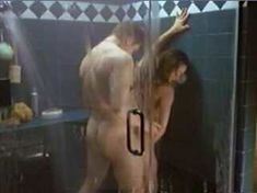 Голая Эмбер Ньюман в сериале «Бухта страсти. Восходящие звезды» фото #10