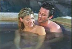 Голая Эми Линдсей в фильме «Ночь чёрных галстуков» фото #29