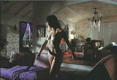 Голая Эми Линдсей в фильме «Запрещенные грехи» фото #18