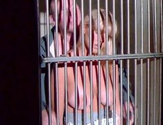 Голая Эми Линн Бакстер в фильме «Абсолютная агрессия» фото #1