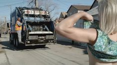 Голая Эмили Бергл в сериале «Бесстыдники» фото #3