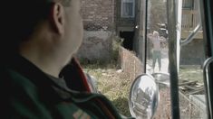 Голая Эмили Бергл в сериале «Бесстыдники» фото #4