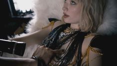 Голая Эмили Браунинг в фильме «Зажги меня» фото #7