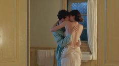 Голая Эмили Мортимер в фильме «Интимный словарь» фото #3