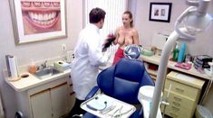 Голая Эмили Паркер в фильме «Оральная фиксация» фото #4