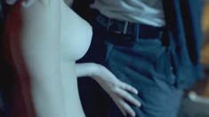 Голая Эмили Пиггфорд в сериале «Хемлок Гроув» фото #8