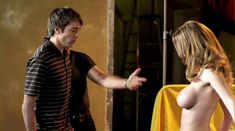 Голая Эмили Эддисон в фильме «Секс-пленка со знаменитостями» фото #23