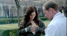 Эмилия Фокс снялась голой в фильме «Сабина» фото #3