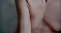 Эмилия Фокс снялась голой в фильме «Сабина» фото #5