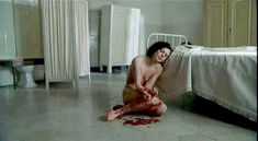 Эмилия Фокс снялась голой в фильме «Сабина» фото #6