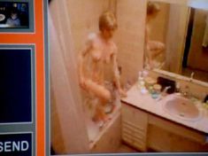 Голая Эмилия Фокс в фильме «Три слепые мыши» фото #1