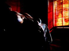 Голая Эмма Джейкобс в фильме «Жеребец» фото #6