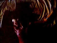 Голая Эмма Джейкобс в фильме «Жеребец» фото #7